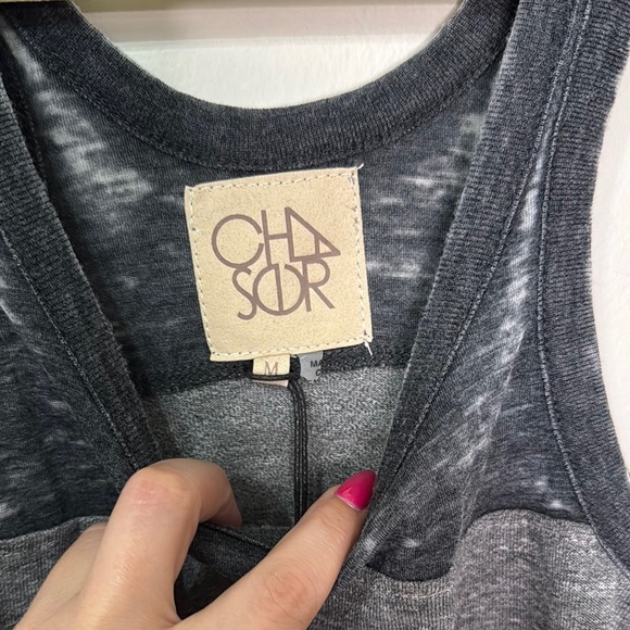 Chaser Gray Stripe Design Tank Top NWT - Picture 2 of 5